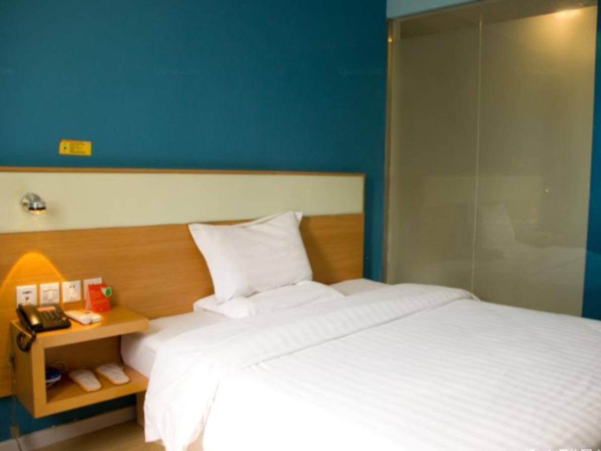 7 Days Inn Guangzhou Jiangnanxi Metro Branch Exterior photo
